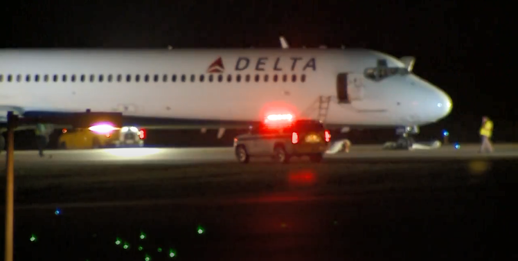 Delta flight evacuated after smoke fills cabin